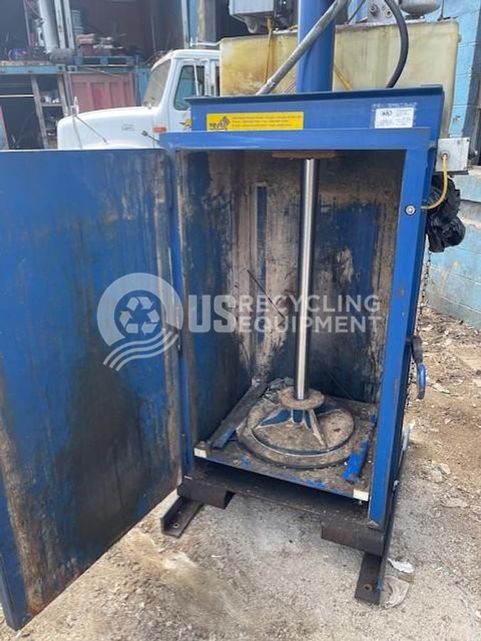 Used 2004 Vestil HDC-900-IDC 55 Gallon Drum Crusher