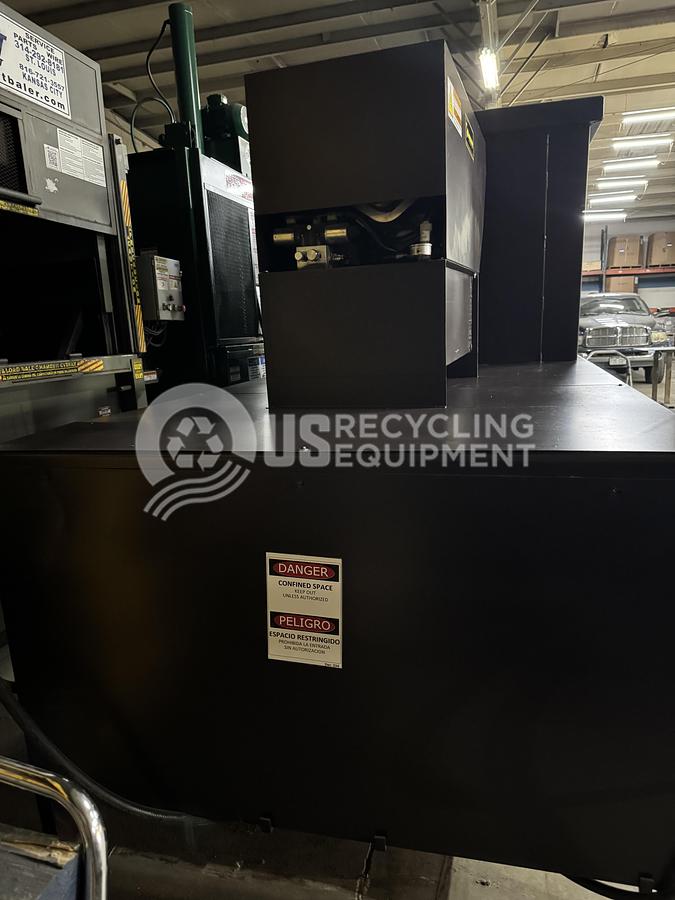 Refurbished Harmony C300-STD Stationary Compactor