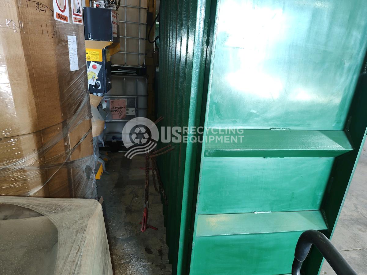Refurbished 2013 Bace V73 HD Vertical Baler