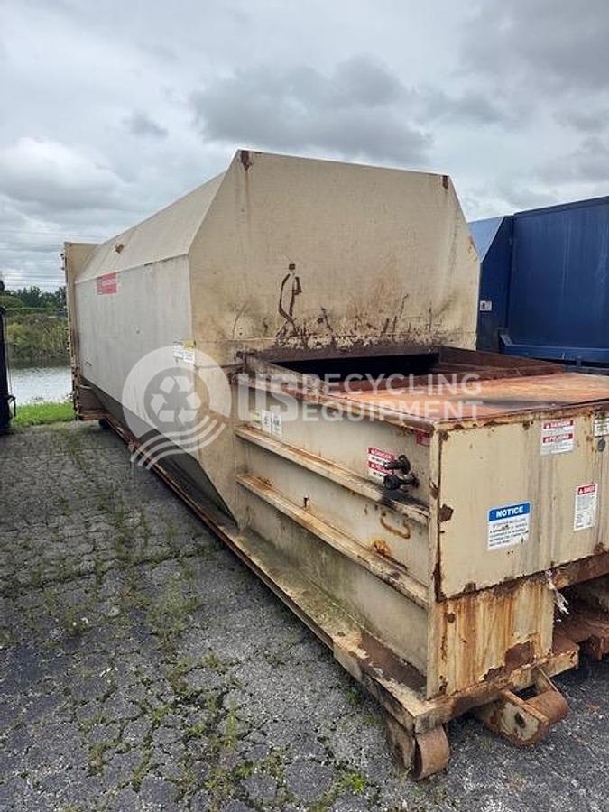 Used PTR & Bace PTR PT350 & Bace SC35 Self Contained Compactors