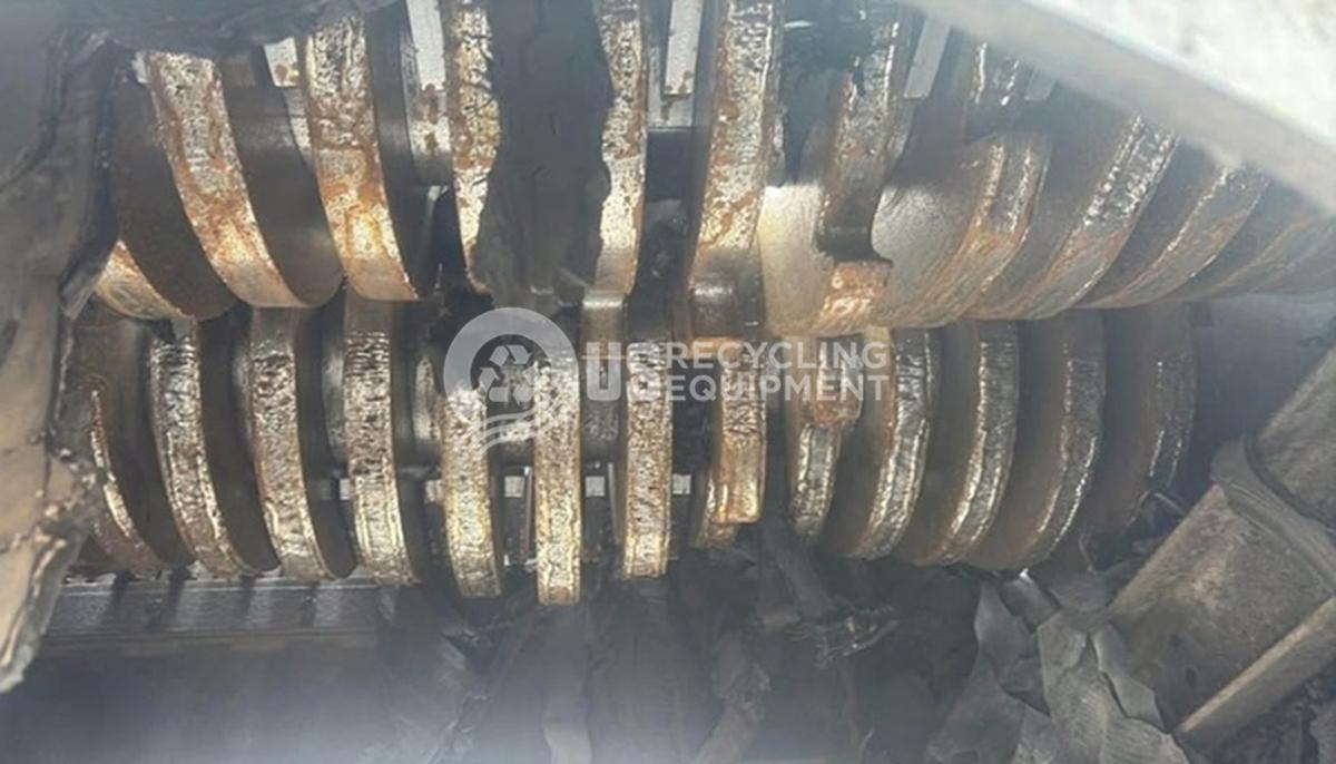 Used American Pulverizer 72x50/TRS Dual Shaft Shredder