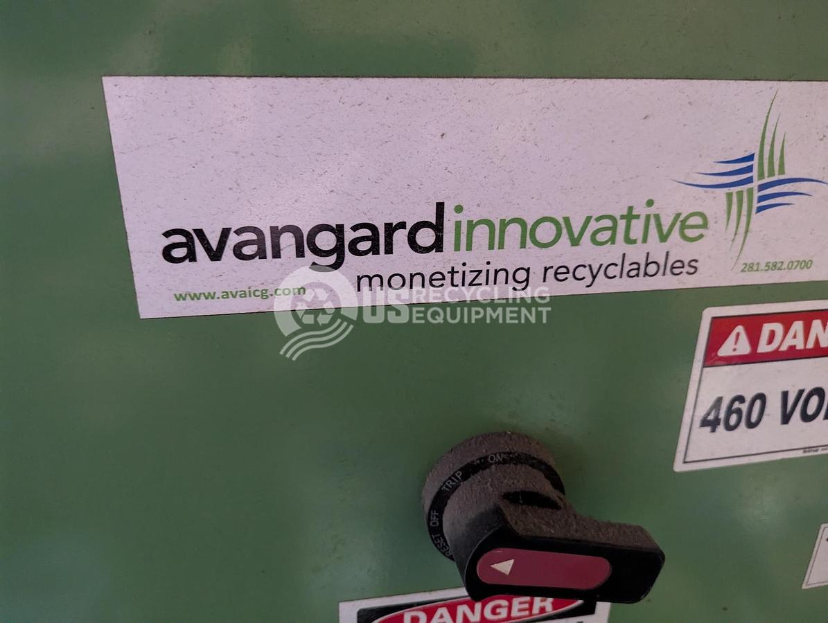 Used Avangard FD-25 Hot Melt