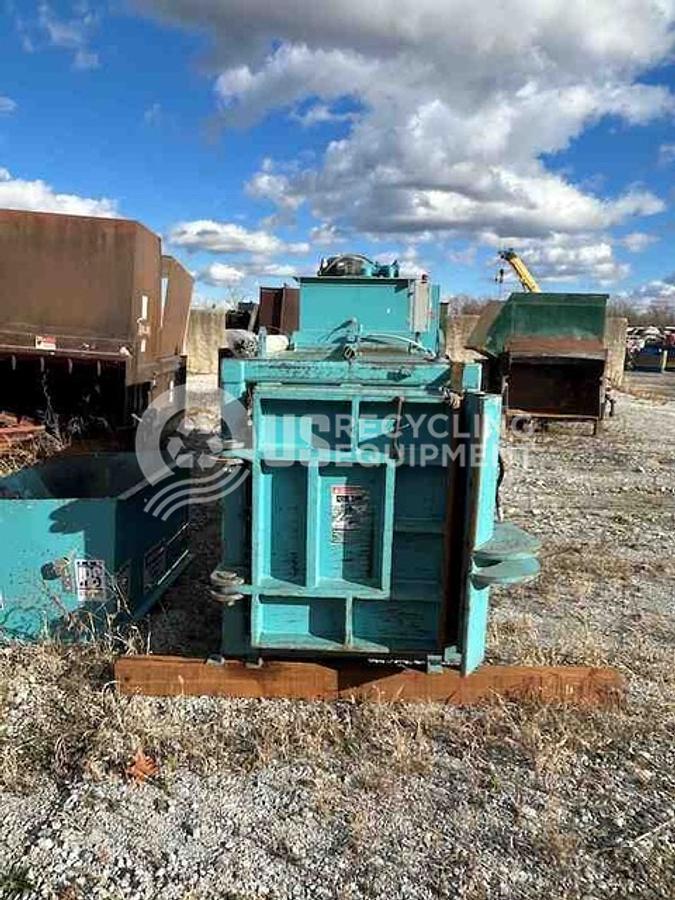 Used 2004 IPS CD-736 Closed Door