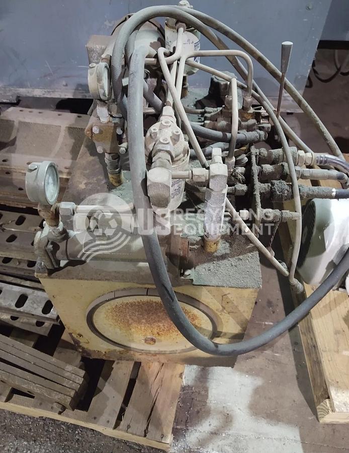 Used Triple S SEC-24 Husky