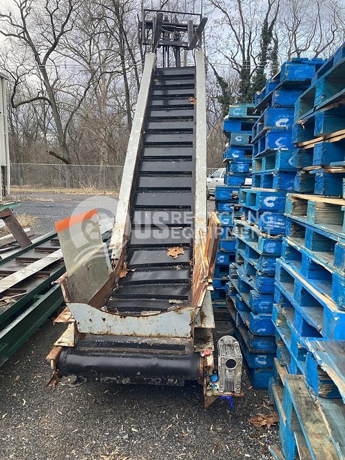 Used Unknown Manufacturer: Used 15' Hockey Stick Infeed Conveyor