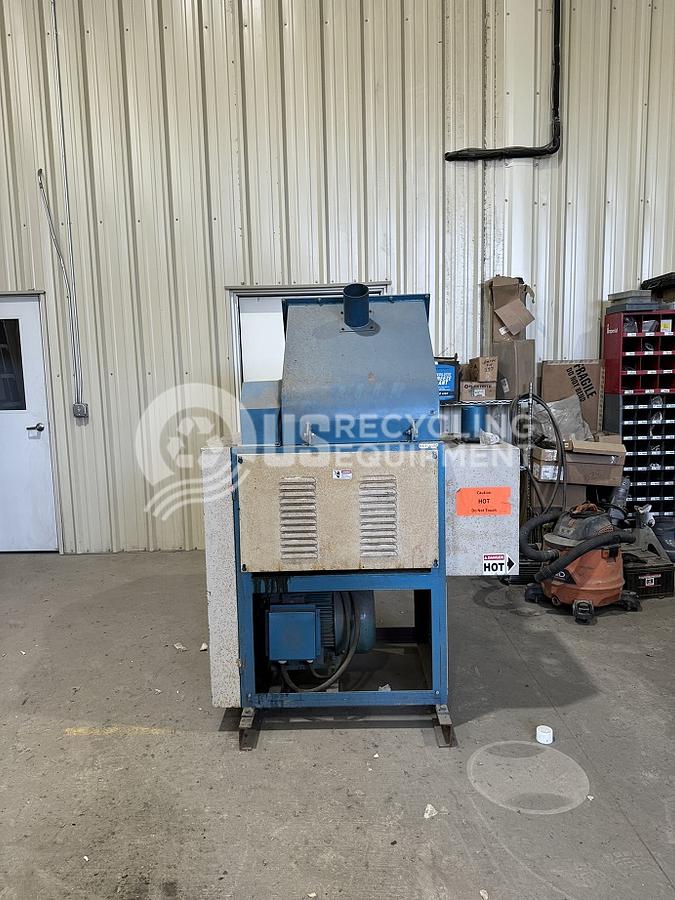 Used Avangard FD25A1B Hot Foam Melt Densifier