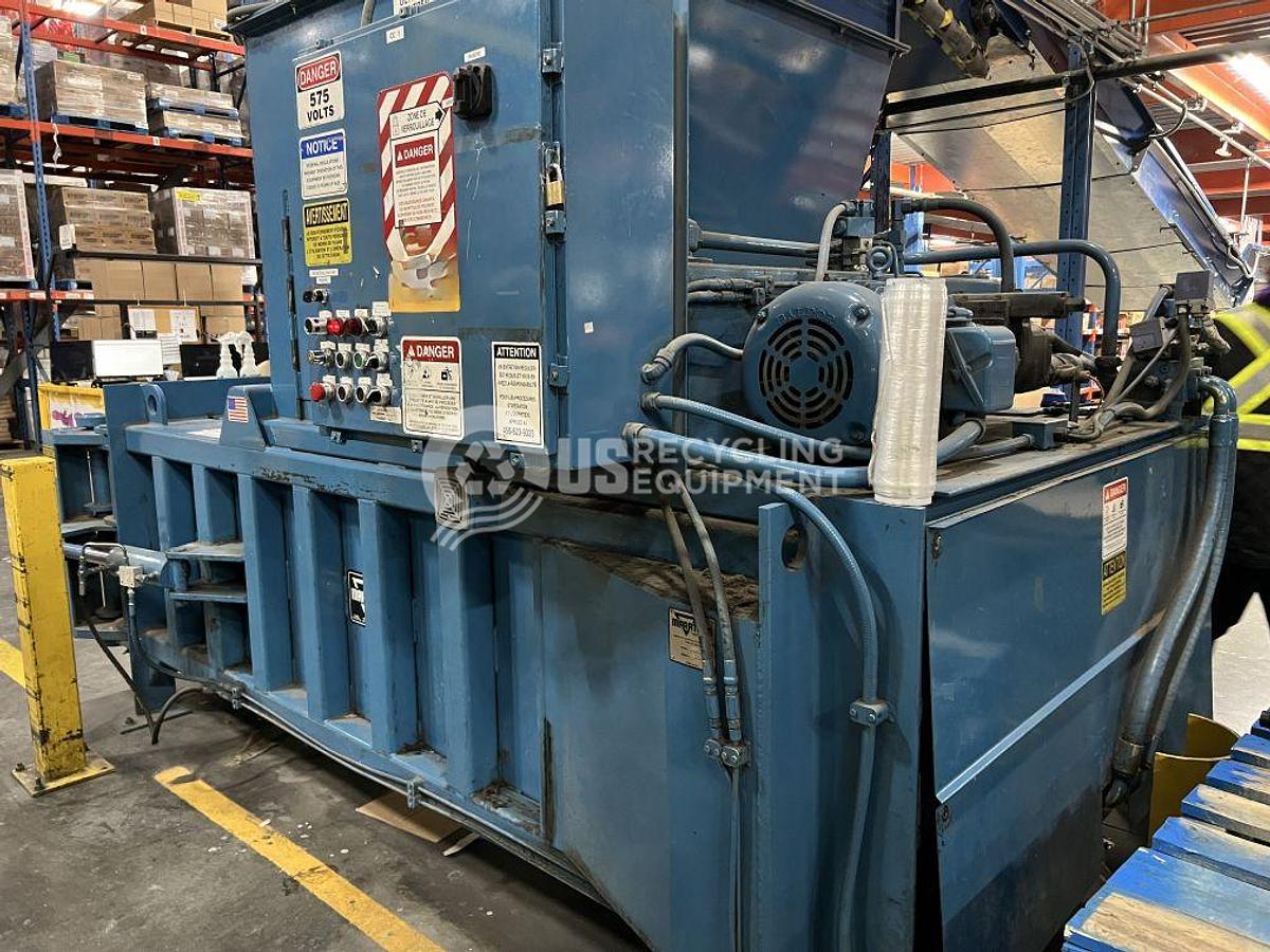 Used Marathon Gemini 3560 Closed Door, Full Penetration Horizontal Baler