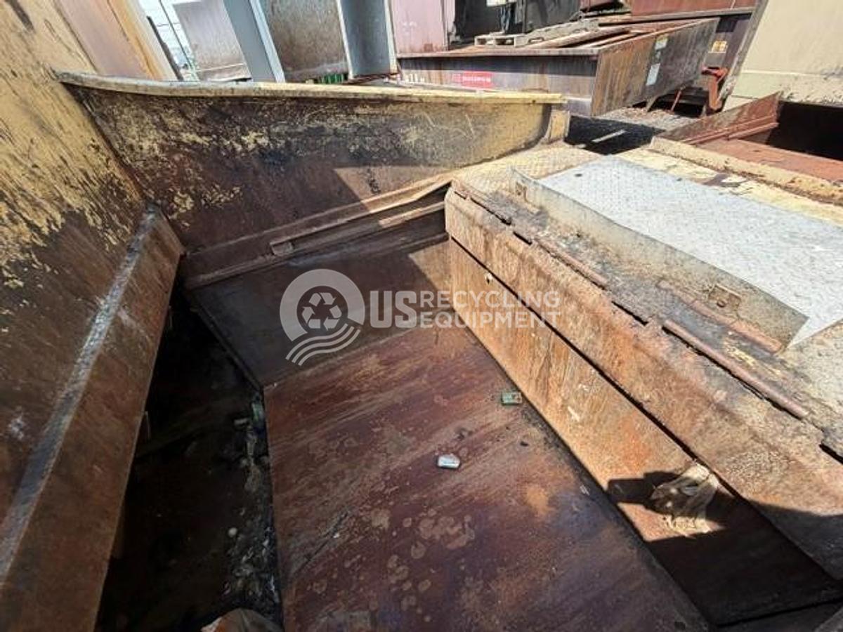 Used Wastequip 265X35 35Yard Self Contained Compactors