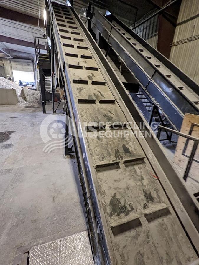 Used Unknown Manufacturer: Used 44' Cleated Infeed Conveyor