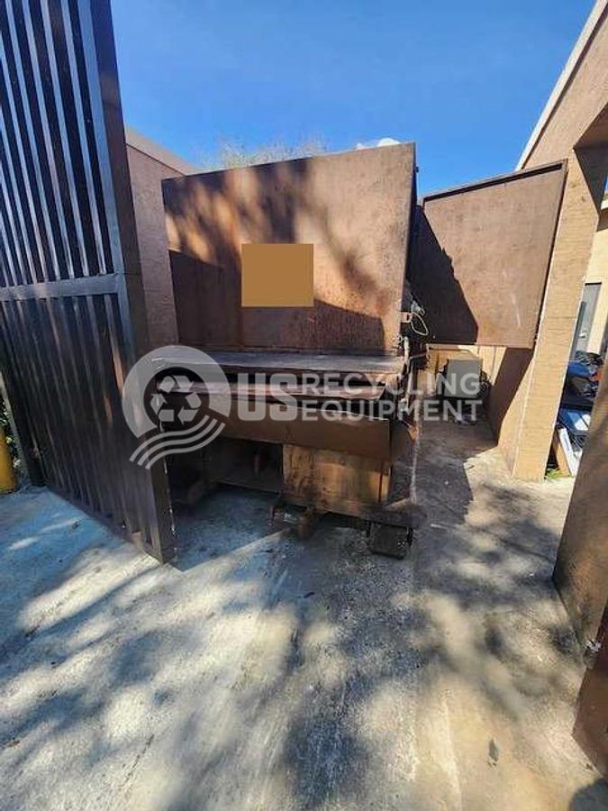 Used 2016 SP Industries 35 Yard Self Contained Compactor