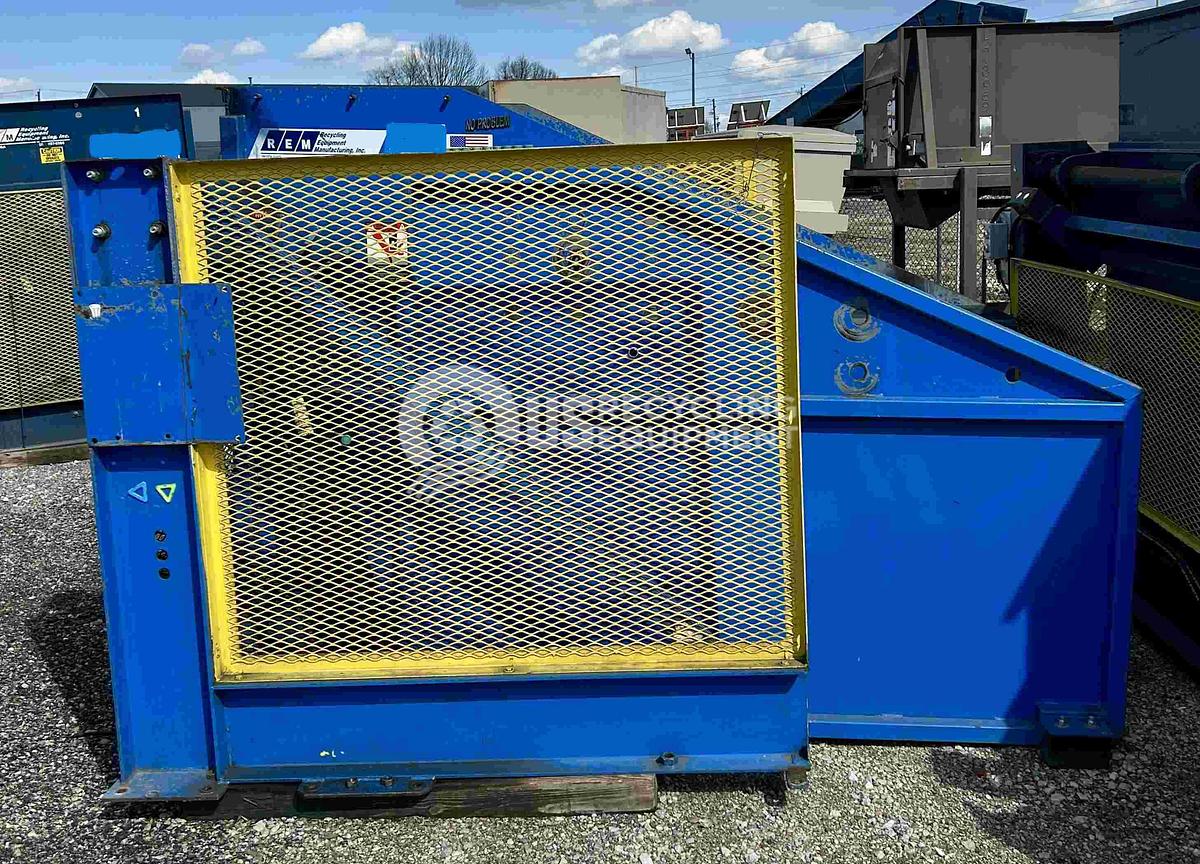 Used REM/Marathon Four (4) Gaylord Tippers