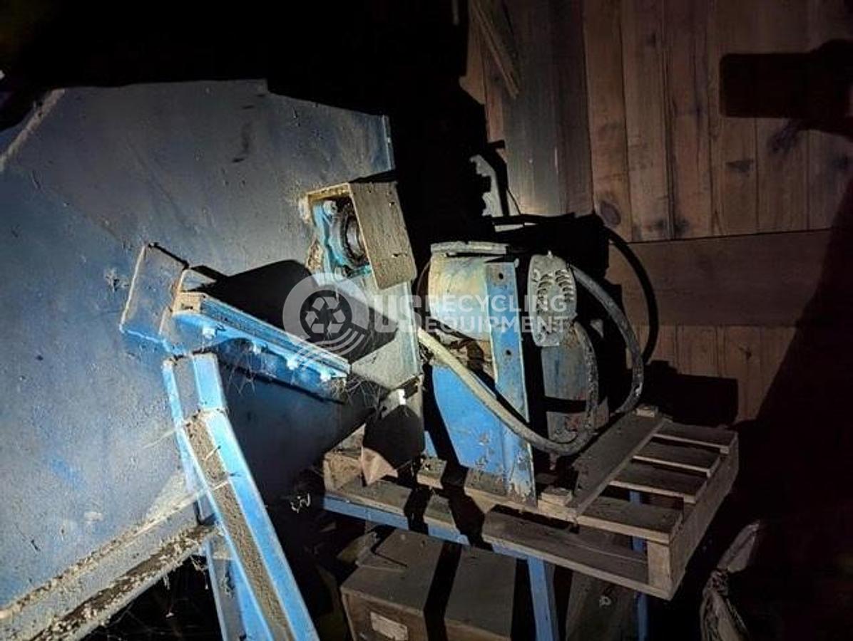 Used Dans-A-Can GB-1 Glass Breaker/Crusher