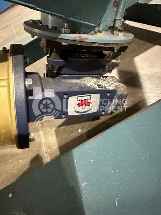 Used 2016 Ensign Inclined Screw Auger