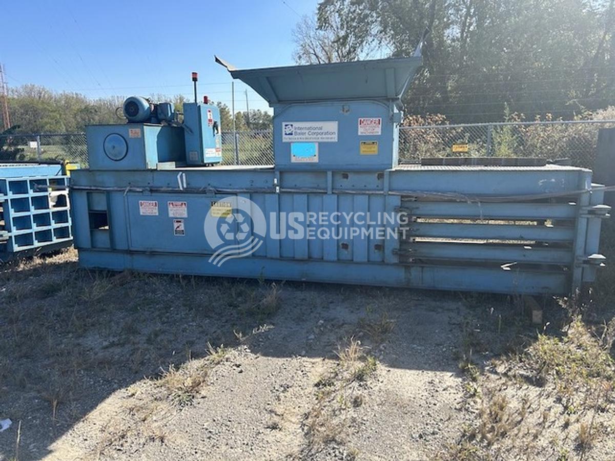 Used International TWO (2) 1295 Horizontal