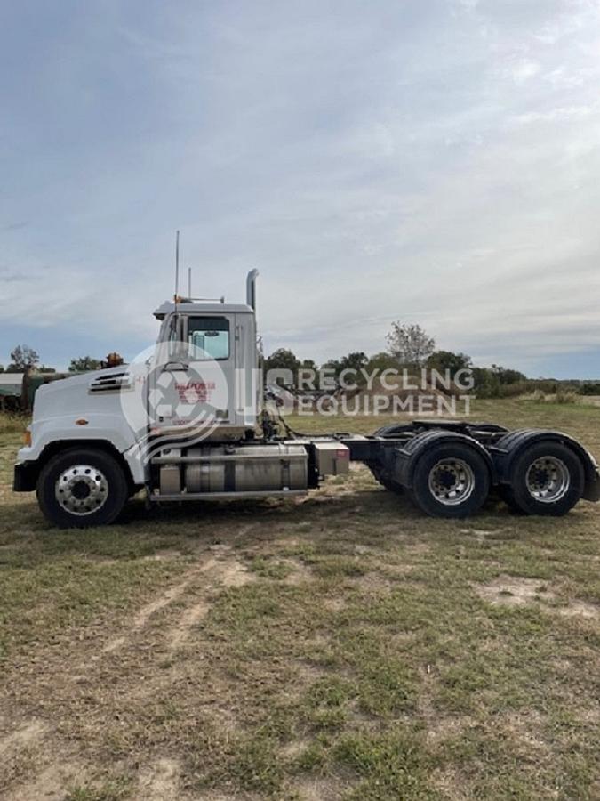 Used Western Star 4700SF Truck Wet Kit