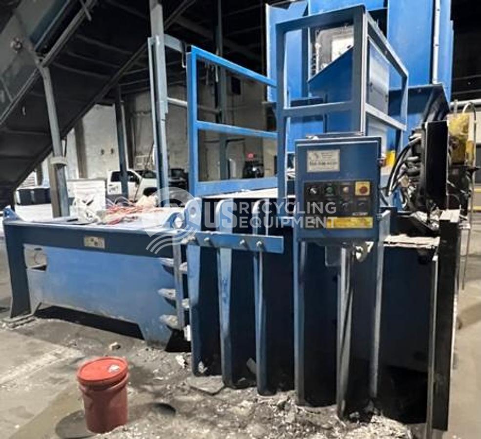 Used 2013 Harris L-125 Badger Two Ram Horizontal