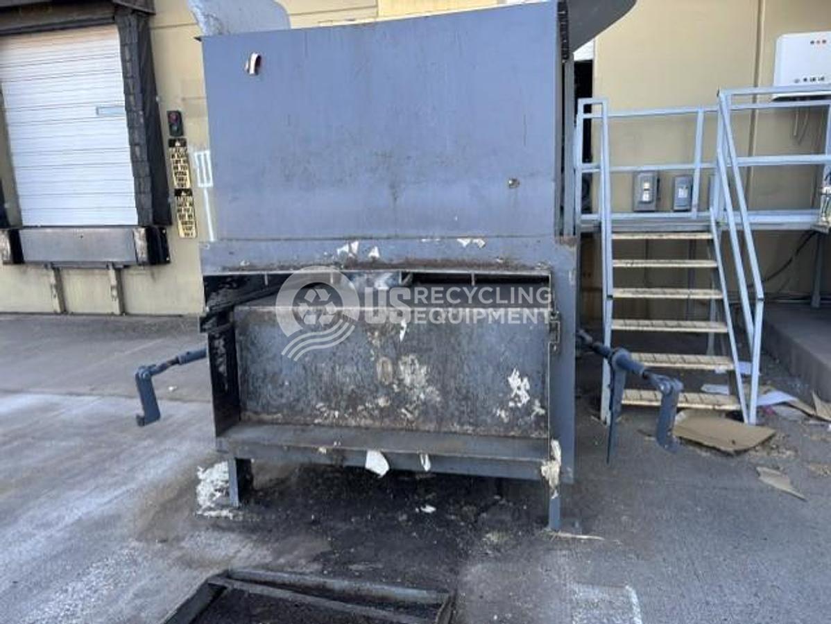 Used Summit 3 Yard Auger & 2 Yard Stationary