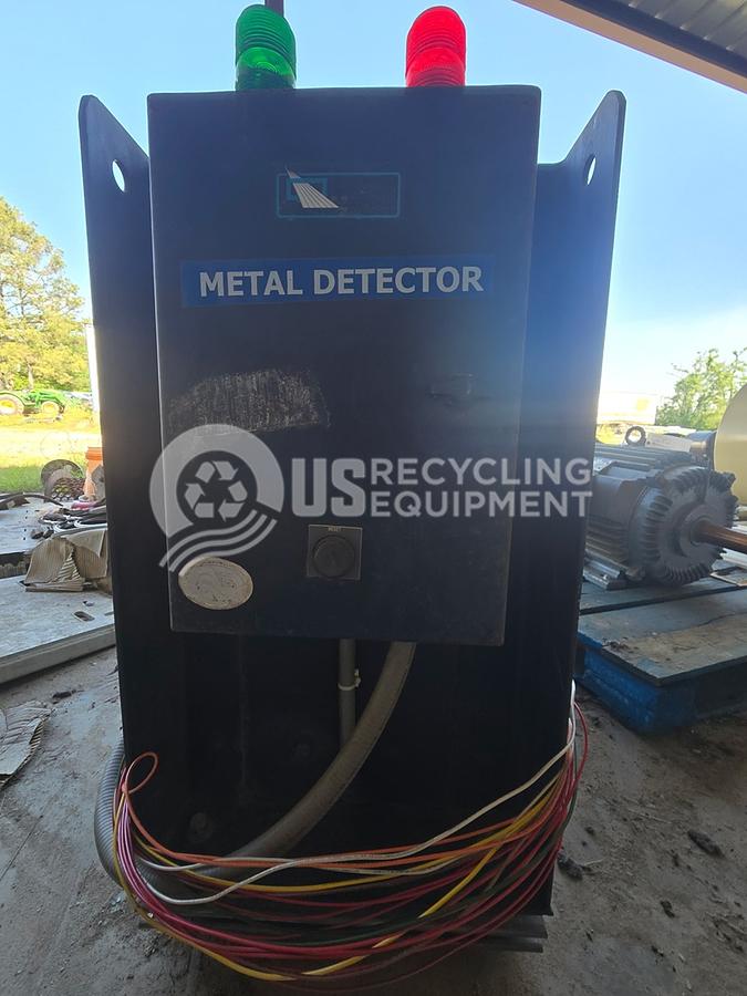 Used Advance Detection Systems Series 9000 Metal Detector