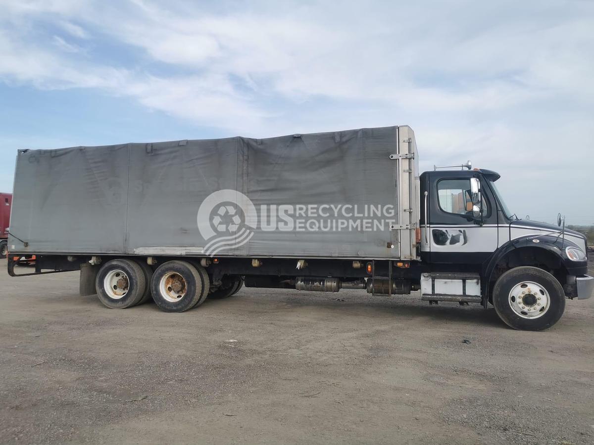 Used 2016 Freightliner M2-106 Flat Deck Truck