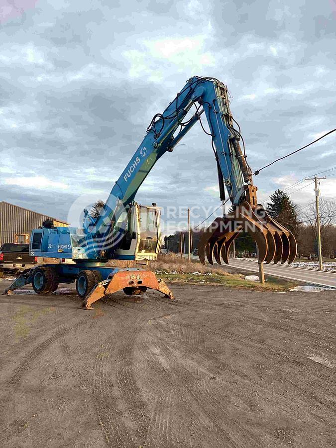 Used 2003 Fuchs 311 Material Handler