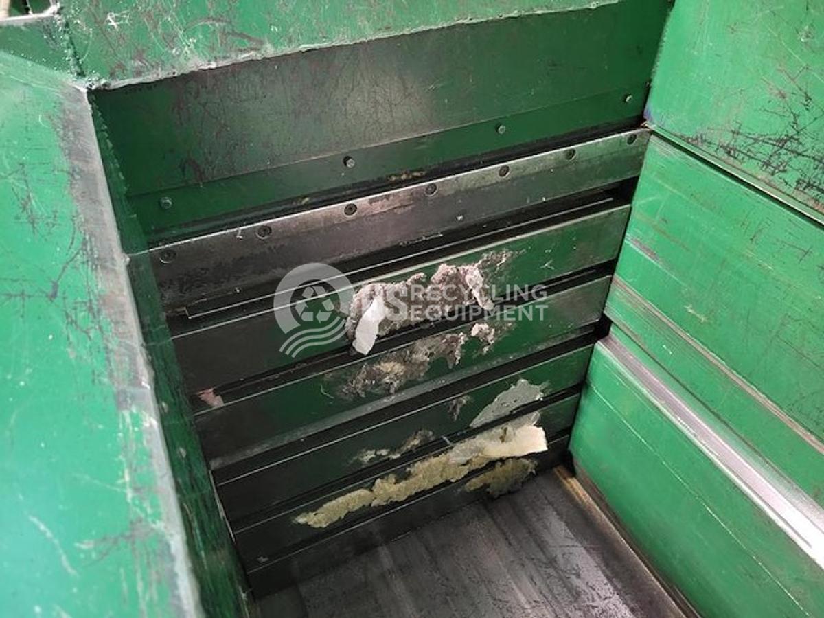 Used JV Manufacturing HX-72 Closed Door Horizontal