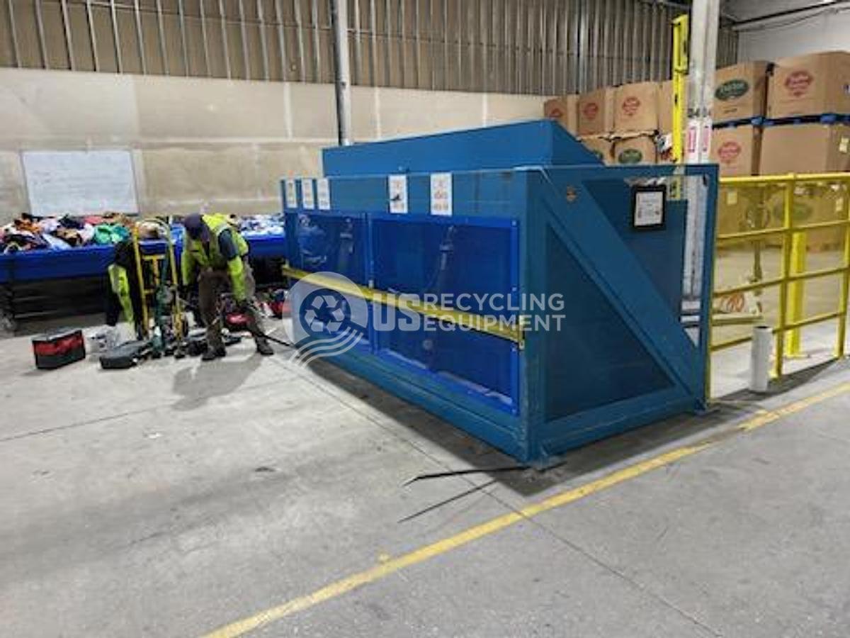 Used 2014 Summit Tipper