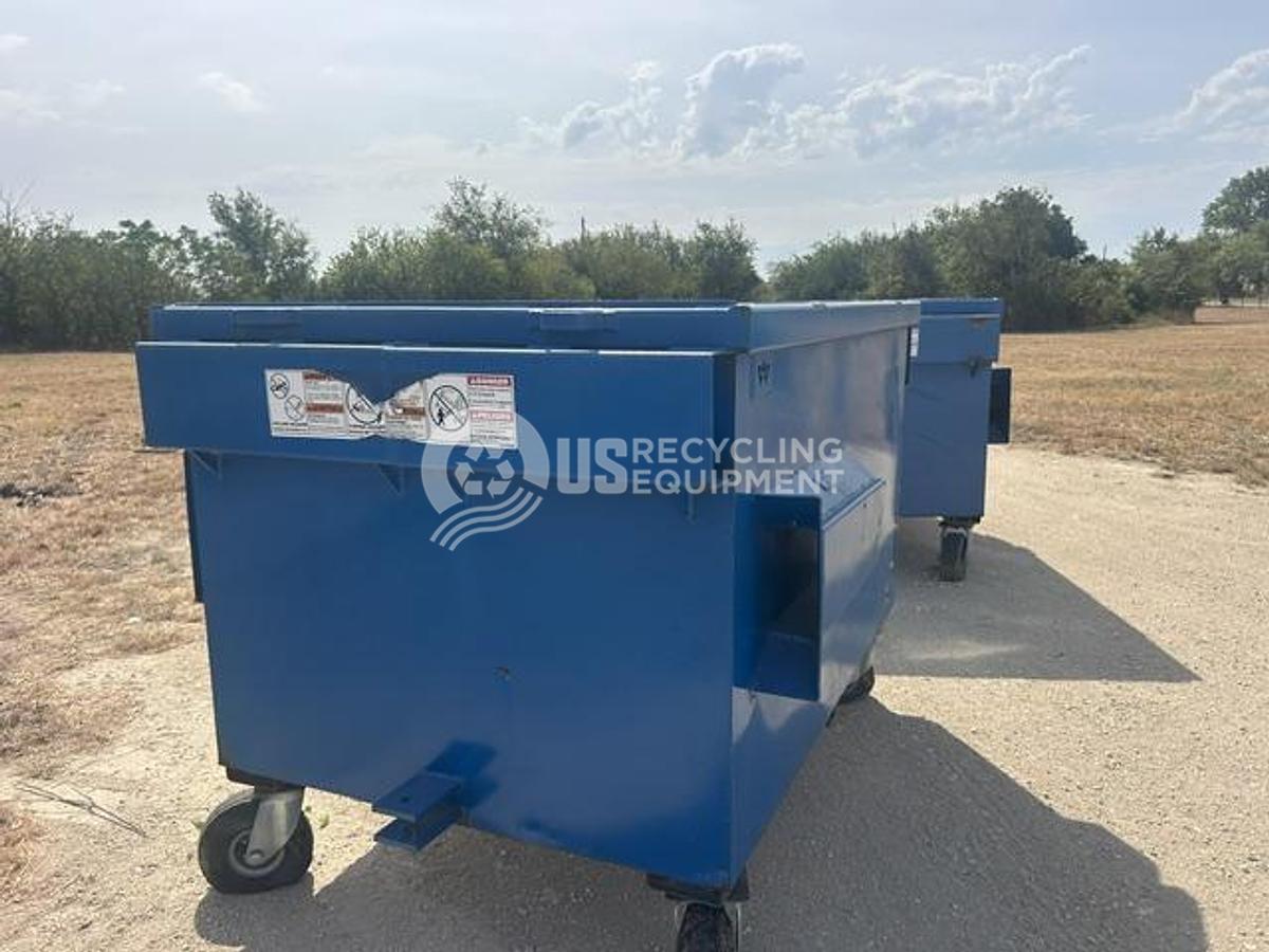 Used Unknown Manufacturer Used Two 2 Yard Towable and Trainable Carts