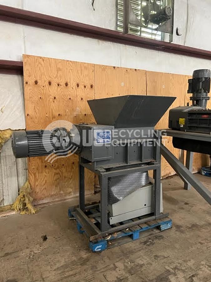 Used Shred-Tech ST 25 Dual Shaft Shredder