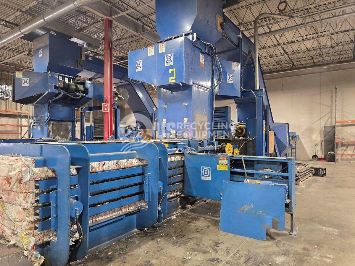 Used Balemaster Two 42100G-8 Auto Tie Horizontal Balers