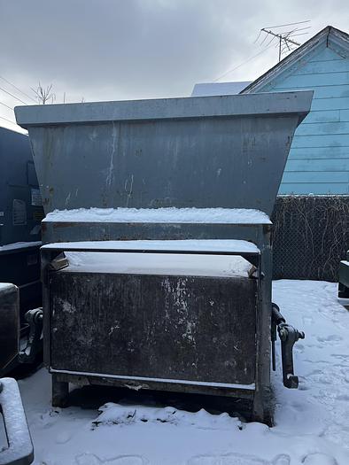 Used Wastequip Stationary Compactor