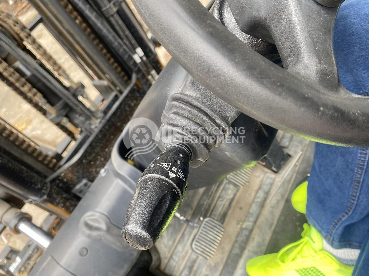 Used 2023 Hyundai 35L-9 TYPE LP