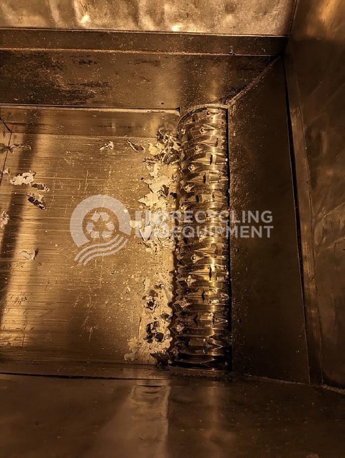 Used Retech Shredder/Granulator/Conveyor System