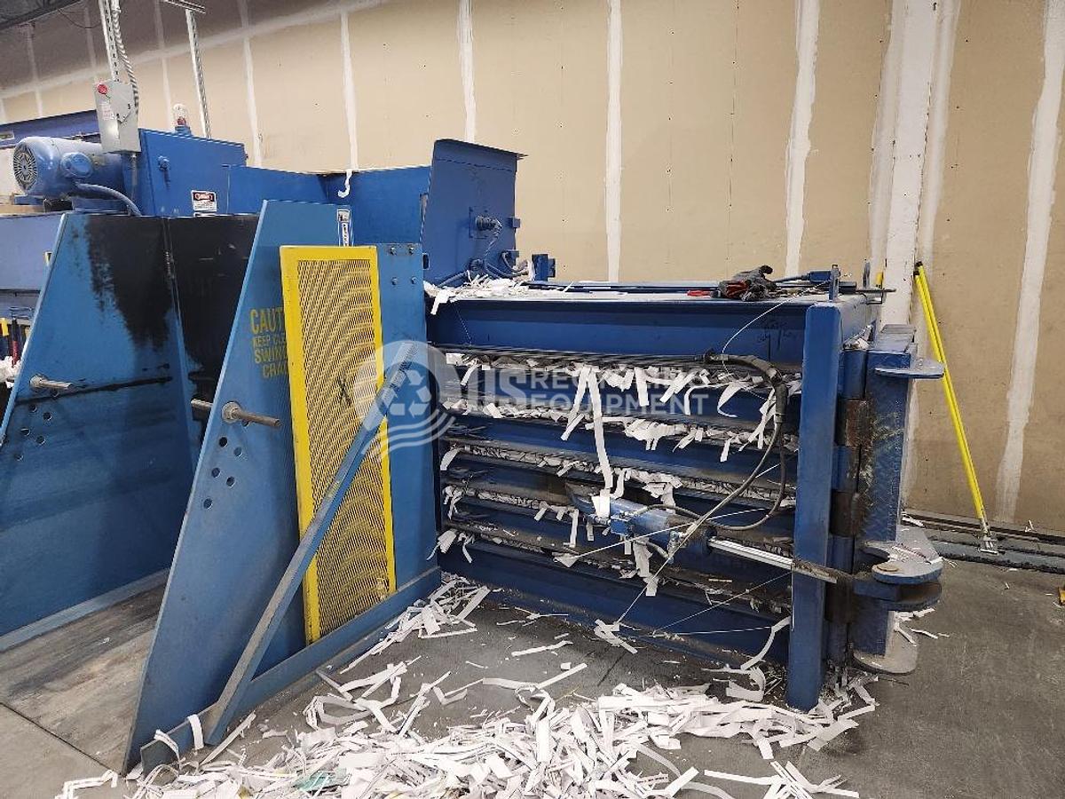 Used Harris/Selco HL12XHD Closed Door Horizontal Baling System