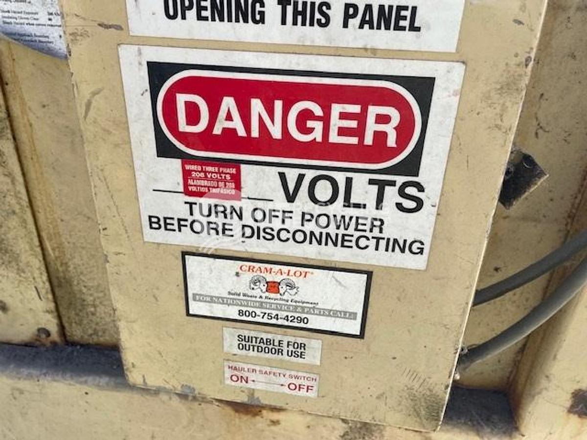 Used JV Manufacturing CC-02 2 Yard Stationary