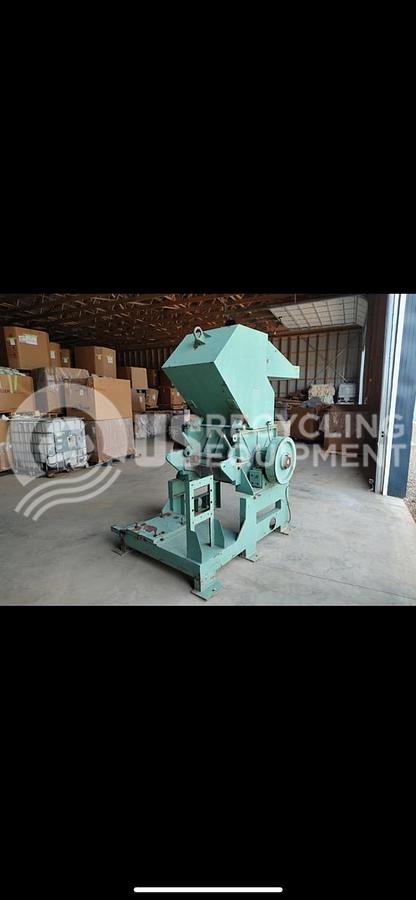 Used Cumberland 24" Granulator