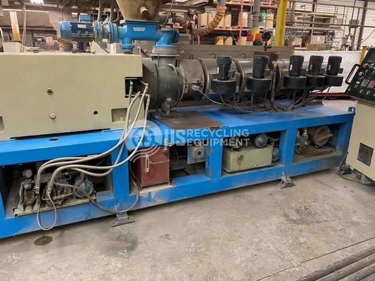 Used Jinhu 92MM Twin Screw Extruder