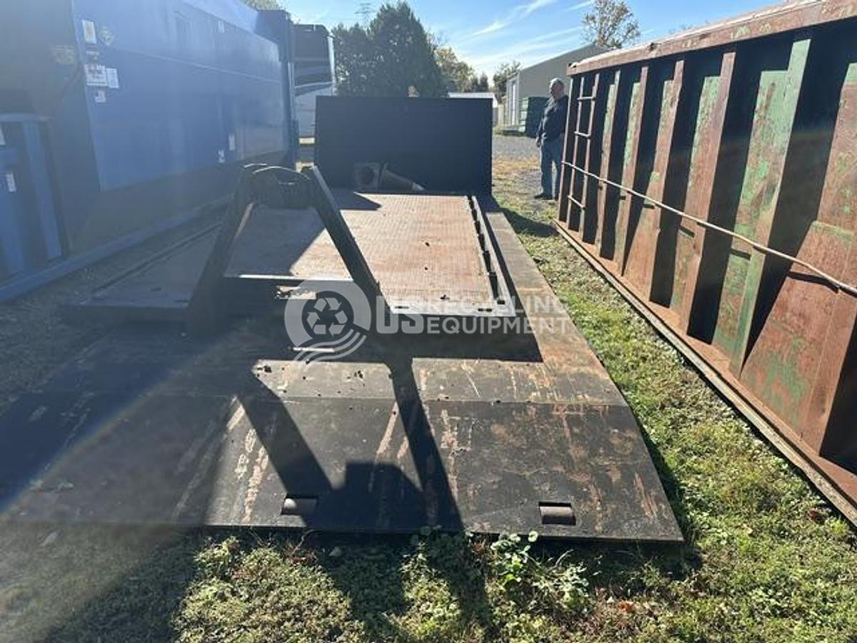 Used Unknown Manufacturer Used Two Flat Bed Trailers