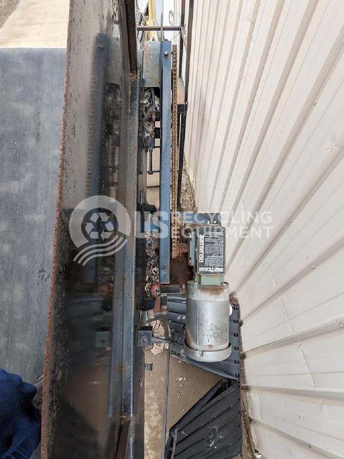 Used Unknown Manufacturer: Used 28" x 20' Infeed Conveyor