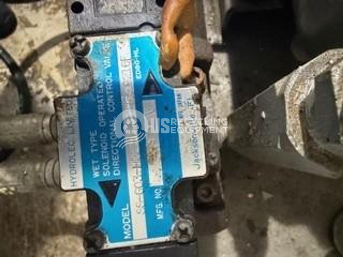 Used Bes-Pac 10 Yard Self Contained