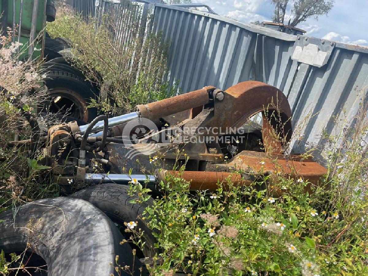 Used Sennebogen 835 & 840 Scrap Handler/Grapple