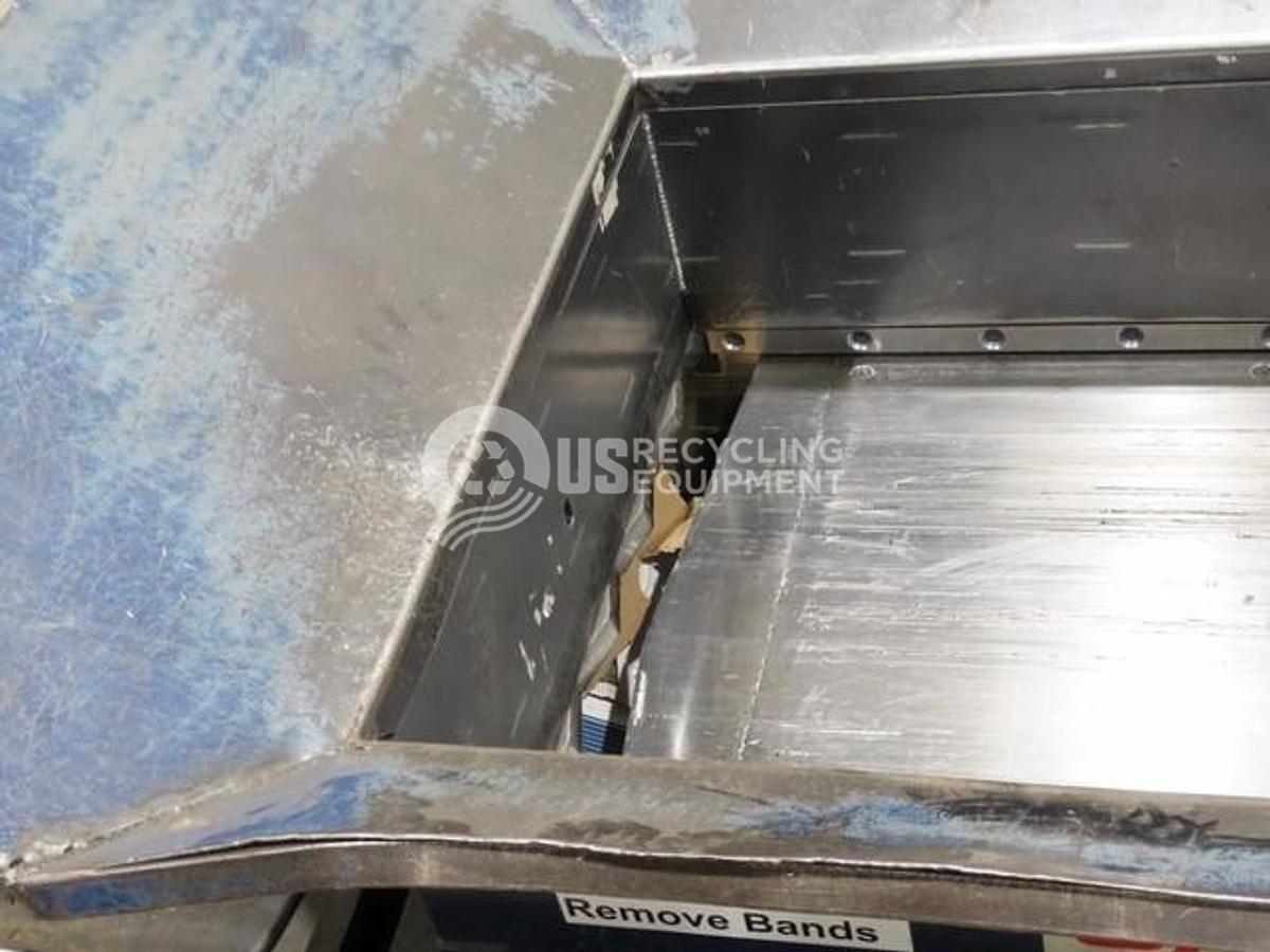 Used 2005 Max Pak HCE 4872 Closed Door Horizontal Baler