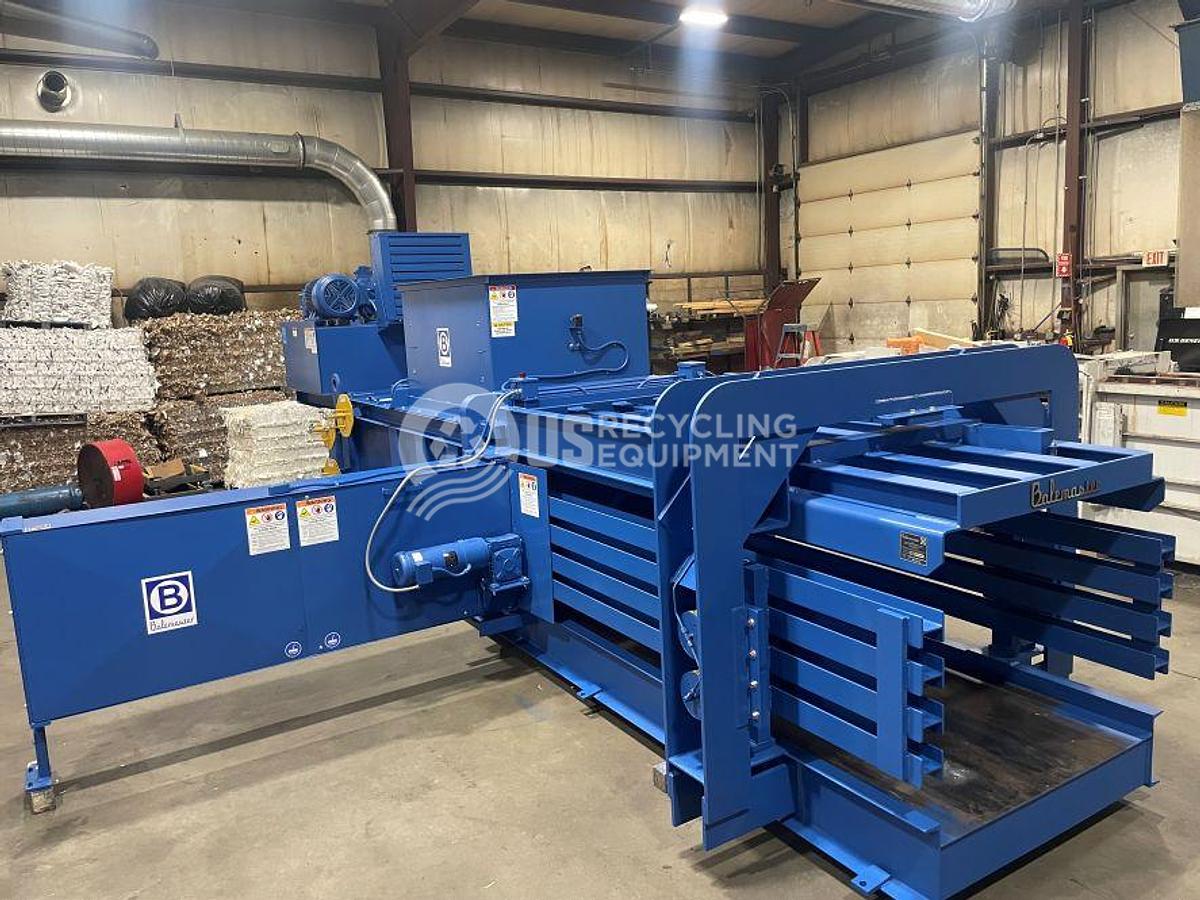 Refurbished 2012 Balemaster EO-1700 Wide Mouth, Auto Tie, Horizontal