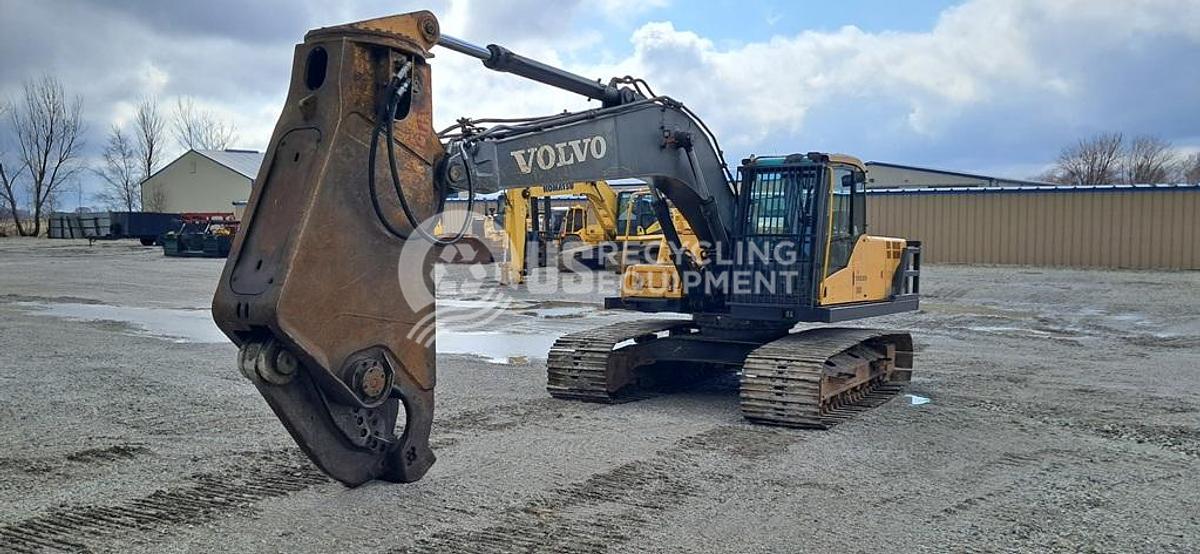 Used 2010 Volvo EC210CL Excavator with Genesis GXP400 Shear
