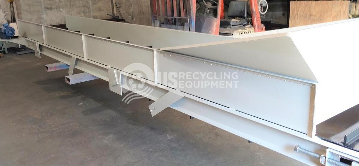 Used Unknown Manufacturer: Used 36" x 20' Cleated Incline