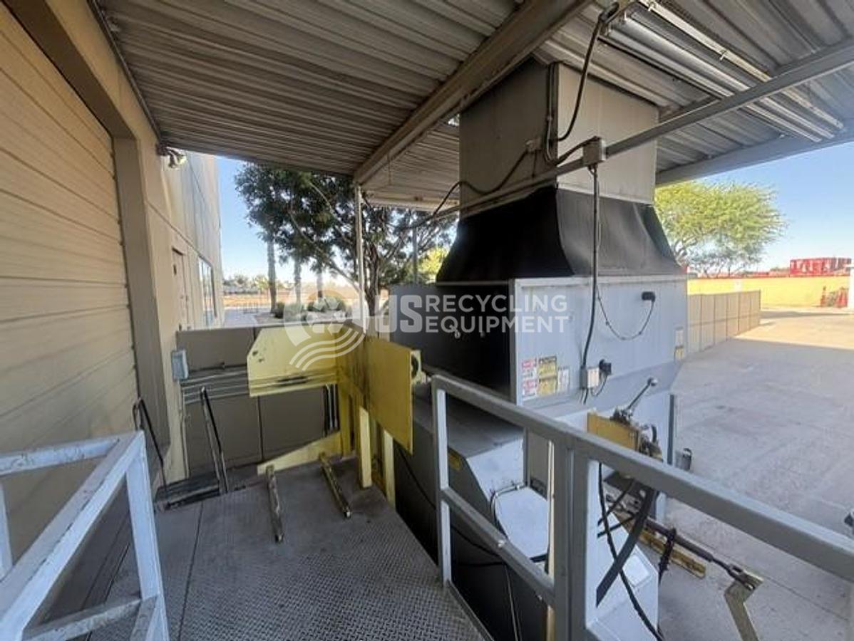 Used Summit 3 Yard Auger & 2 Yard Stationary