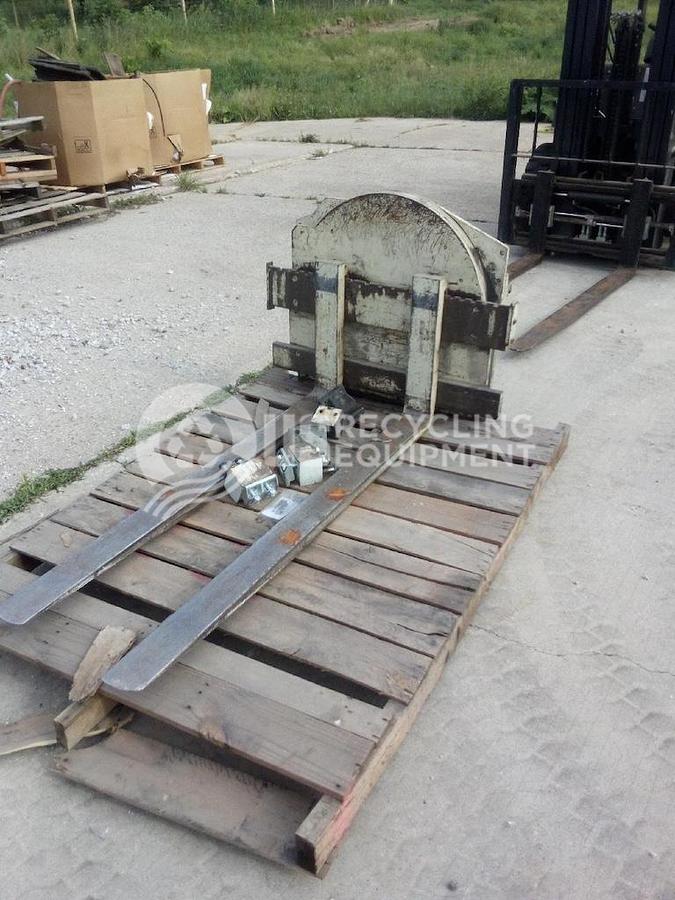 Used Cascade Two 360 degree Forklift Rotators
