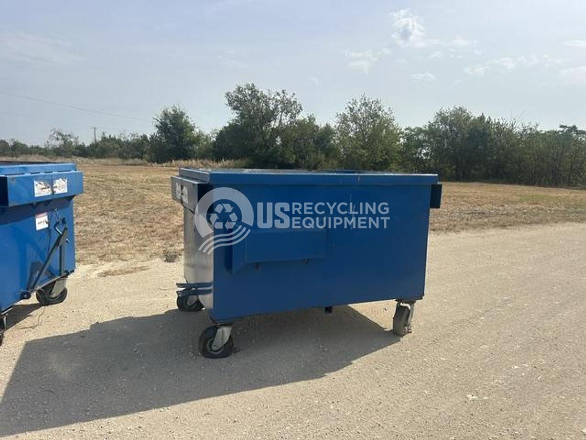 Used Unknown Manufacturer Used Two 2 Yard Towable and Trainable Carts