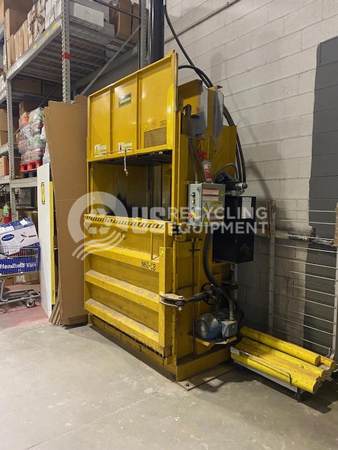 Used 2014 Harmony M60CB