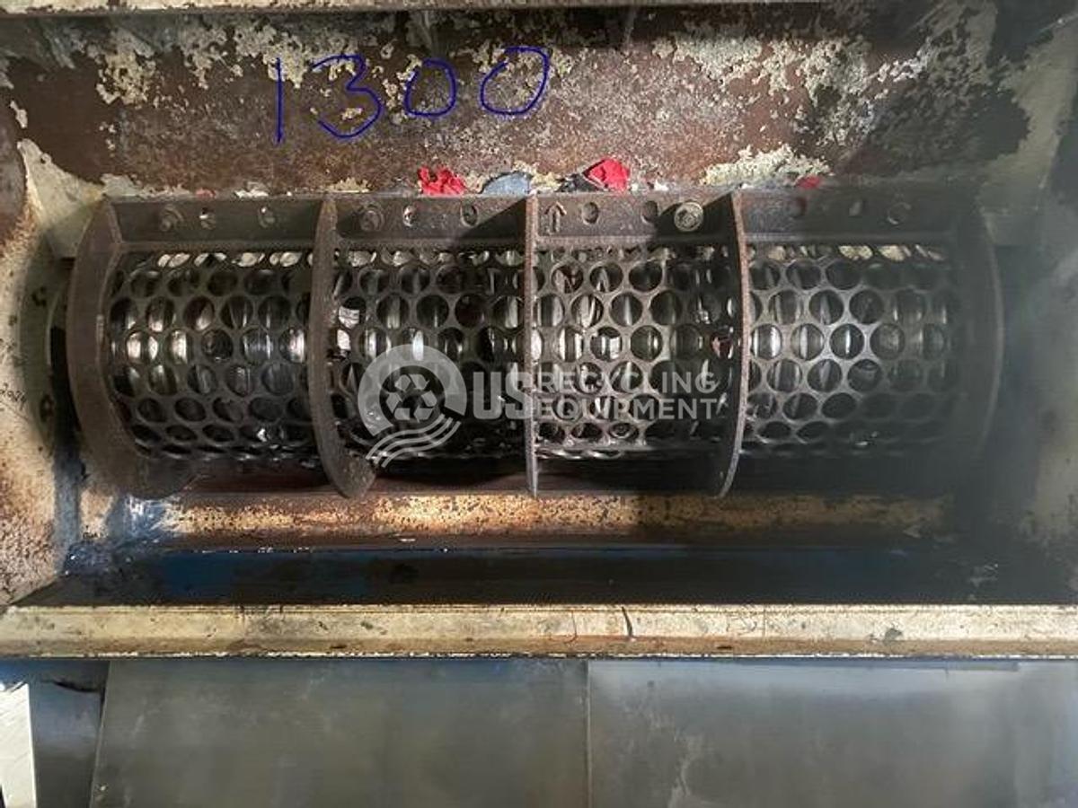 Used 2014 Vecoplan VAZ-1300M Single Shaft