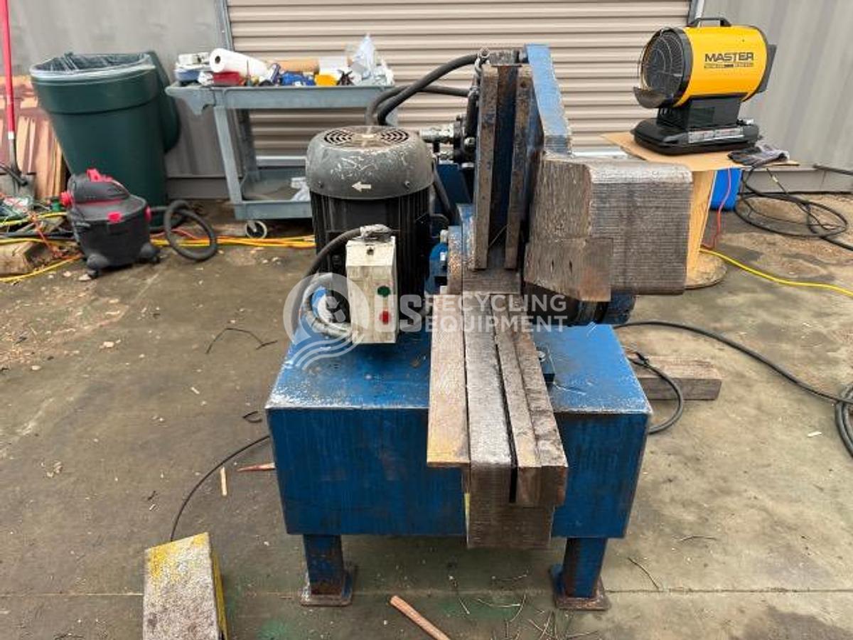 Used Recycling Equipment Solutions 1600 Alligator Shear